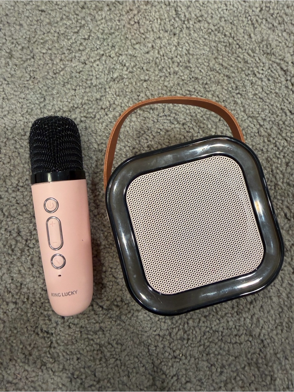 Mini Karaoke Machine - Picture 3 of 4